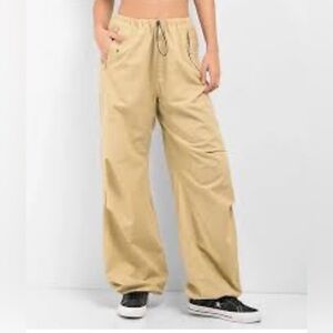 Princess Polly Flossie Wide   Leg Cargo Parachute ant size 12 Pants